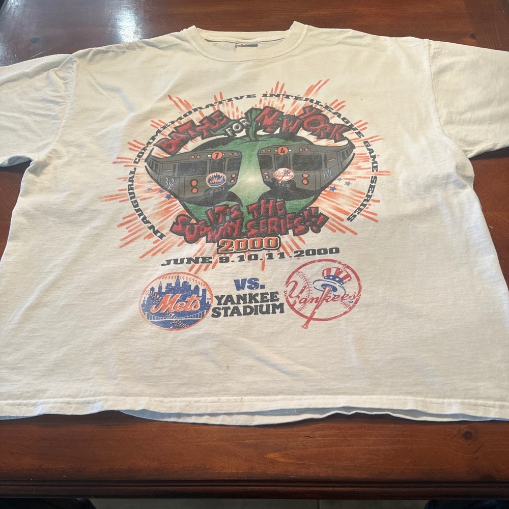 Vintage Subway Series T-Shirt Mens XL White Fair 2000 Mets Yankees MLB Graphic